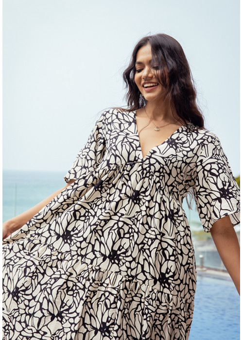 JENNY V NECK BLACK & WHITE DRESS